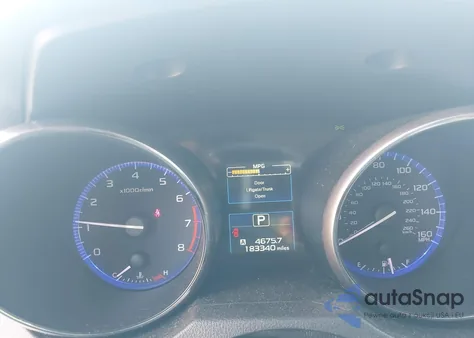 2015 Subaru Outback 3.6R Limited z USA, uszkodzony, nr VIN 4S4BSELC8F3239398